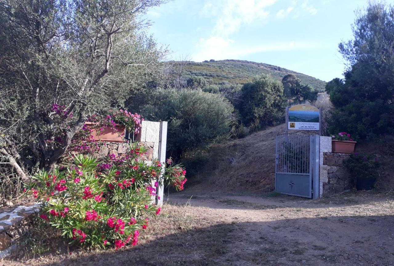 Azienda Agrituristica La Janna di la Faj Budoni Esterno foto